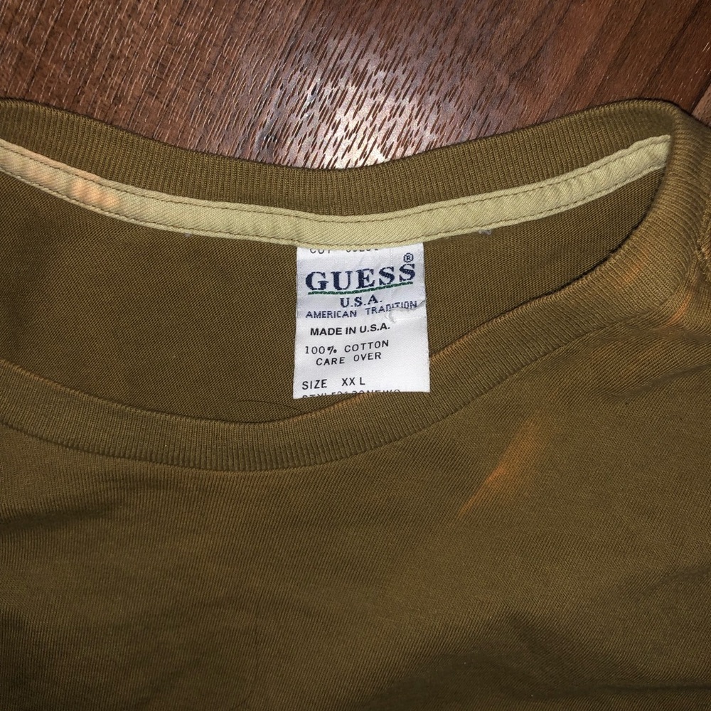 Vintage guess tee